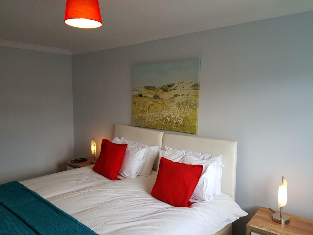 Penllech House - Huku Kwetu Notts - 3 Bedroom Spacious Lovely And Cosy With A Free Parking- Affordable And Suitable To Group Business Travellers Nottingham Dış mekan fotoğraf